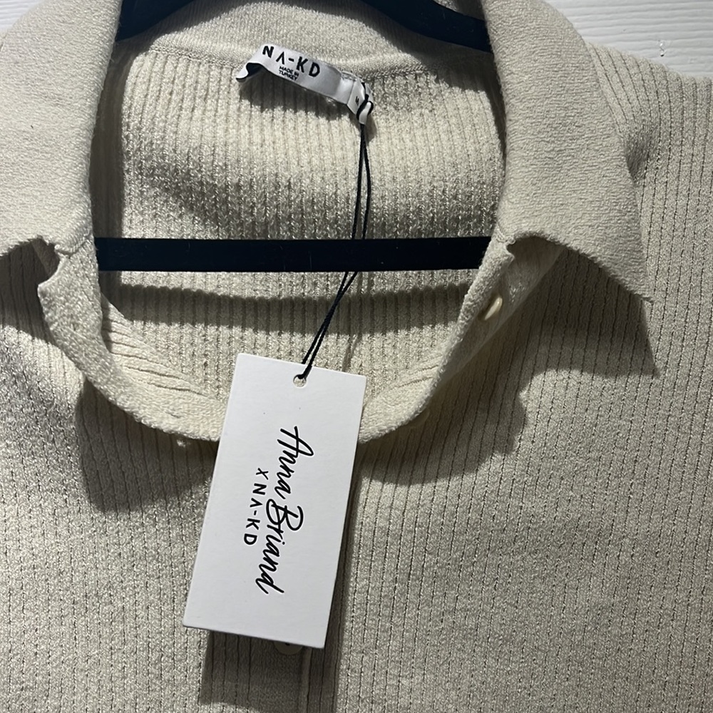 Handpicked x NA-KD Long Sleeve Collar Detail‎ Crop Knit Top - Picture 7 of 8